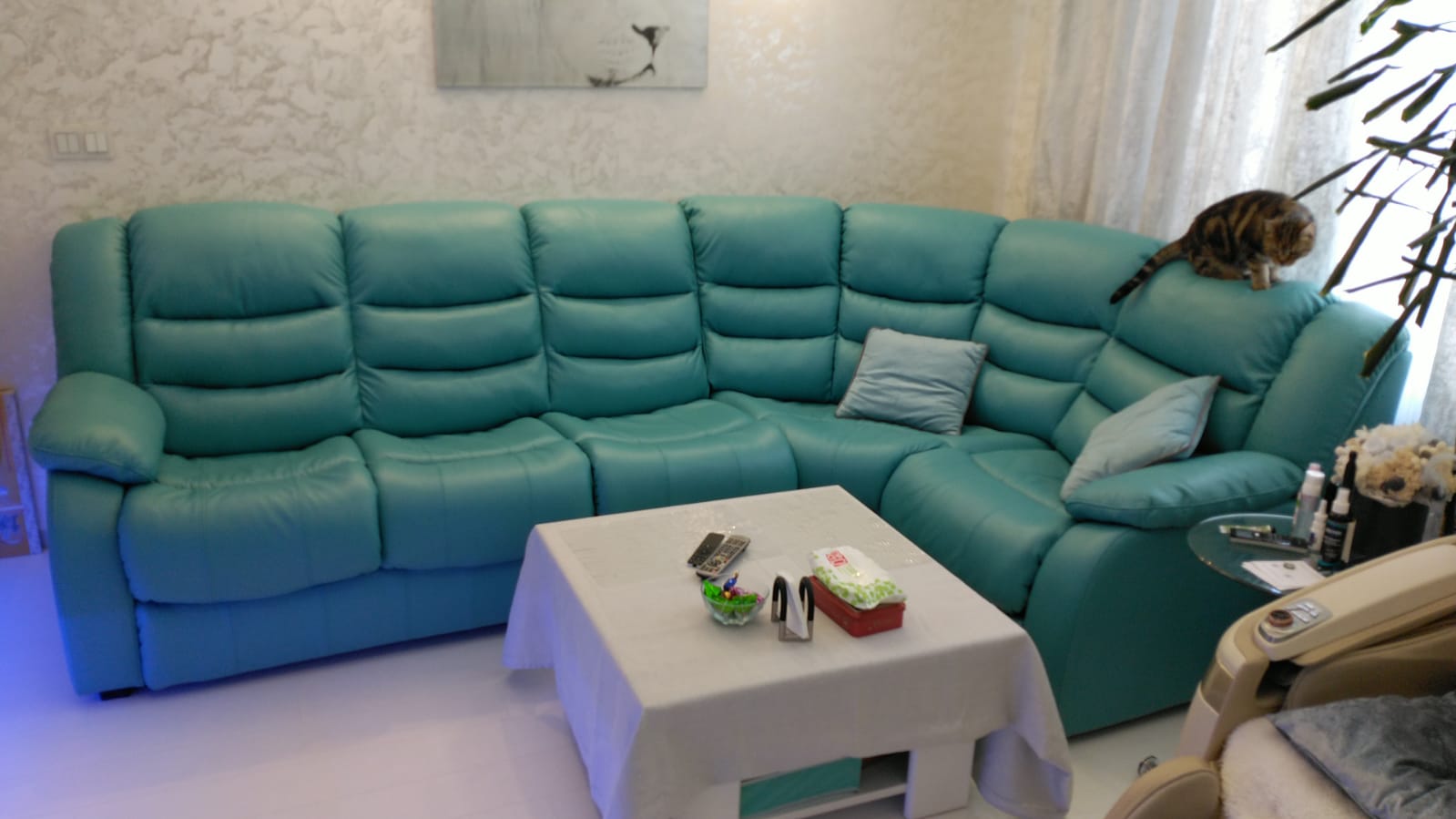 Перетяжка дивана на дому. Зеленокумск