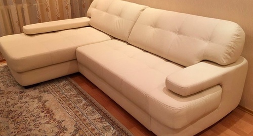Обивка углового дивана.  Зеленокумск