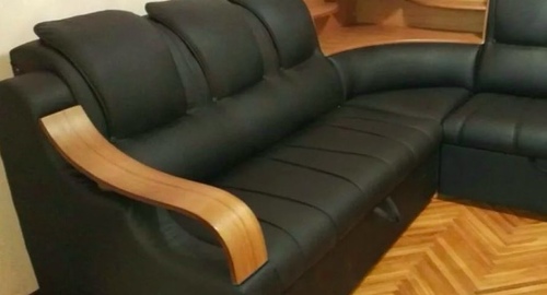 Перетяжка кожаного дивана. Зеленокумск